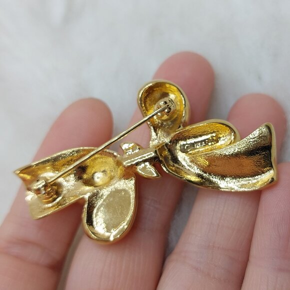 Vintage Nina Ricci Gold plated Ribbon Motif Brooch w/ stones Brooch - Picture 8 of 9